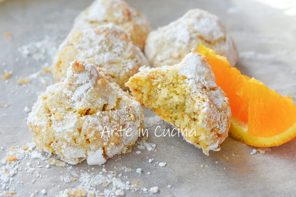 Quick Walnut and Orange Pinch Cookies