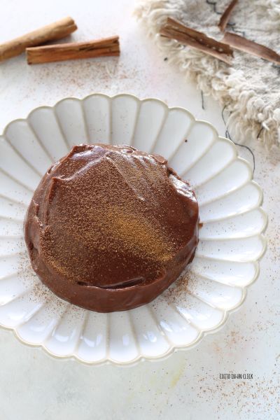 let rest in the fridge for 3 hours and serve with more cinnamon