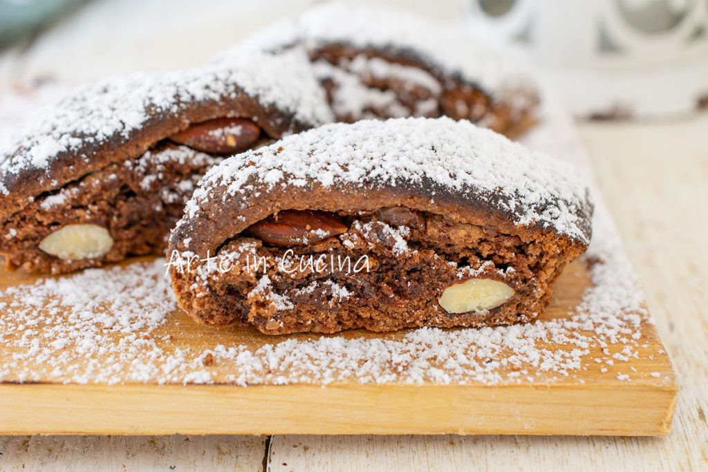 Rolled Cookies with Chocolate and Almonds