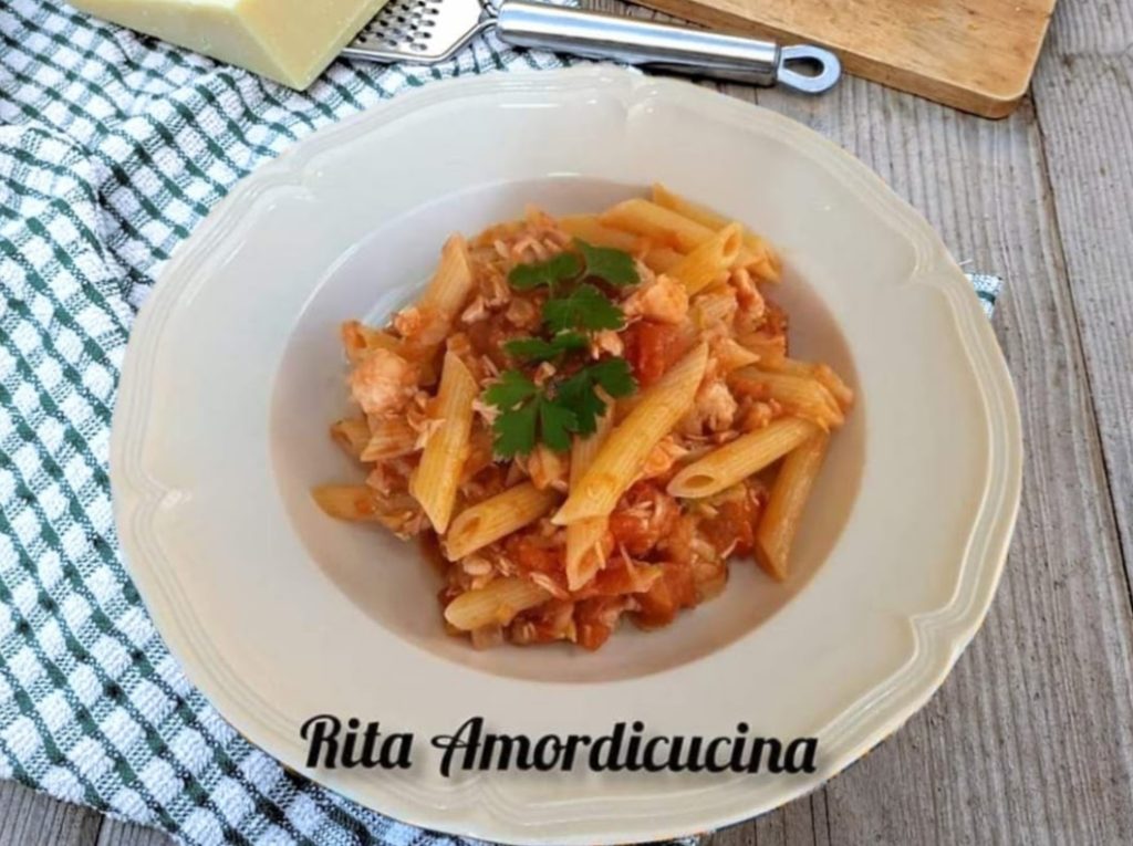 Penne Rigate with Salmon and Zucchini