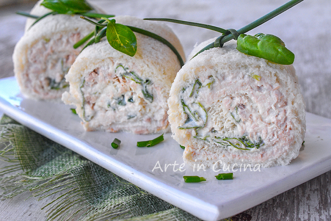 Cold Tuna and Philadelphia Sandwich Rolls