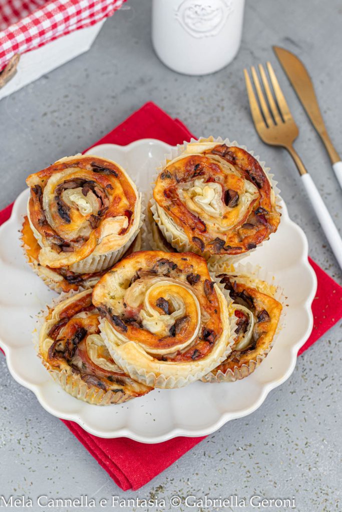 savory puff pastry swirls