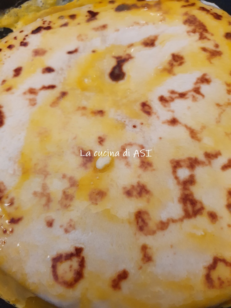 stuffed flatbread cake cooked in a pan in 15 minutes