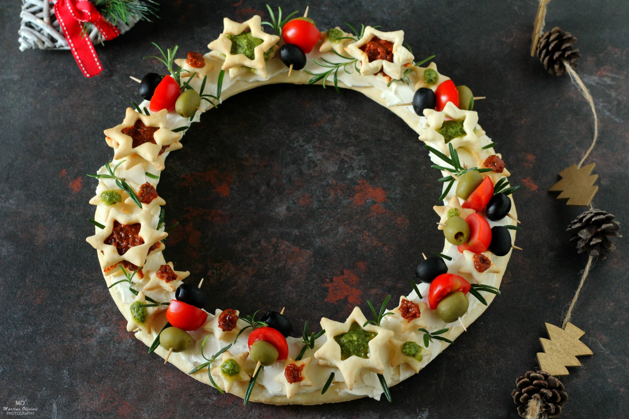 Savory Puff Pastry Wreath