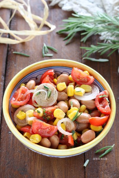 season with oil, mix and serve