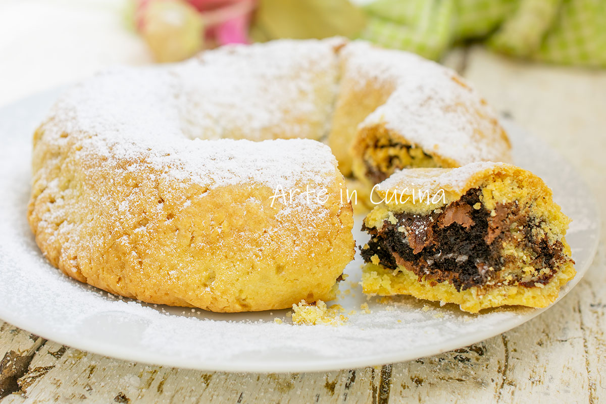 Shortcrust Donut with Oreo and Nutella