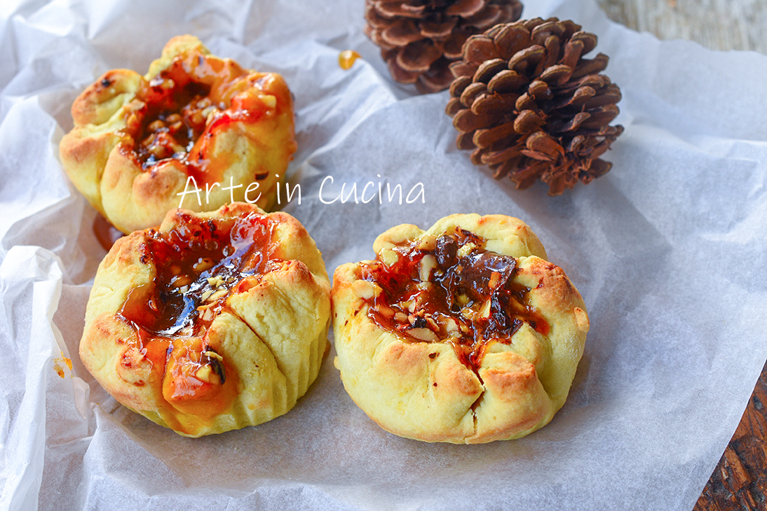Sicilian Nipitiddate Sweets for the Immaculate Conception and Christmas
