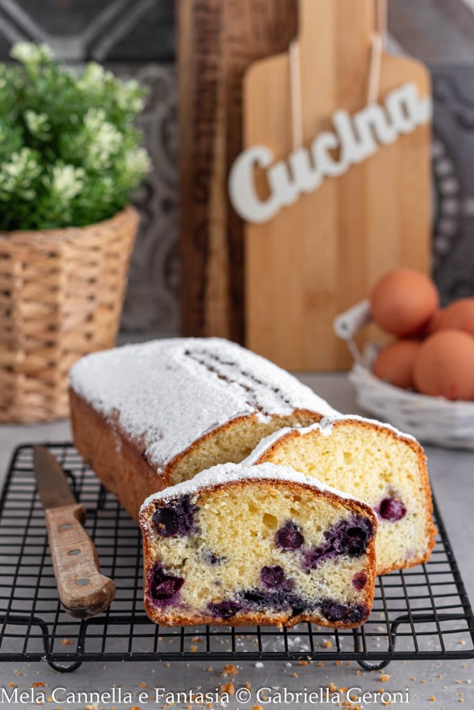 soft blueberry and yogurt pound cake