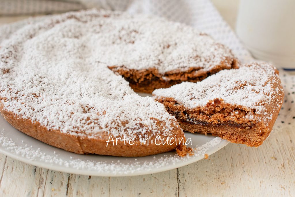 Soft Cocoa Tart with Chocolate and Nutella