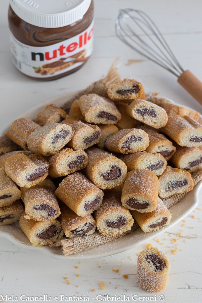 soft nutella cookies