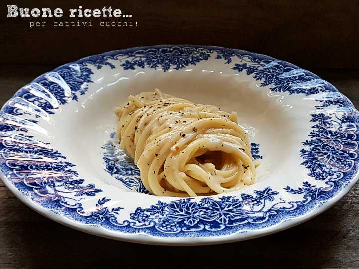 Creamy Cacio e Pepe Spaghetti