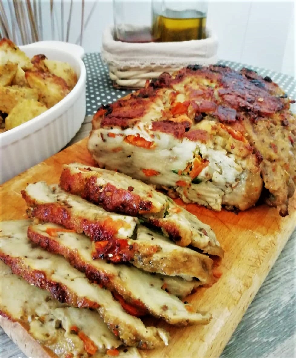 STUFFED SEITAN ROAST