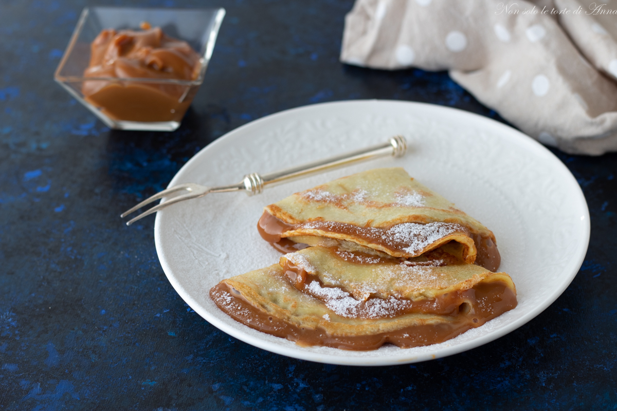 Sweet Crepes with Caramel Cream