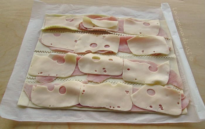 stuffed puff pastry roll