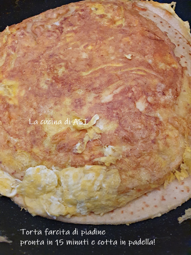 stuffed flatbread cake cooked in a pan in 15 minutes