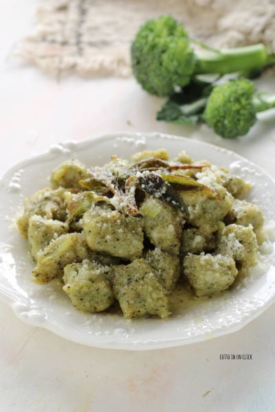 toss the gnocchi in the pan and serve with plenty of grated cheese