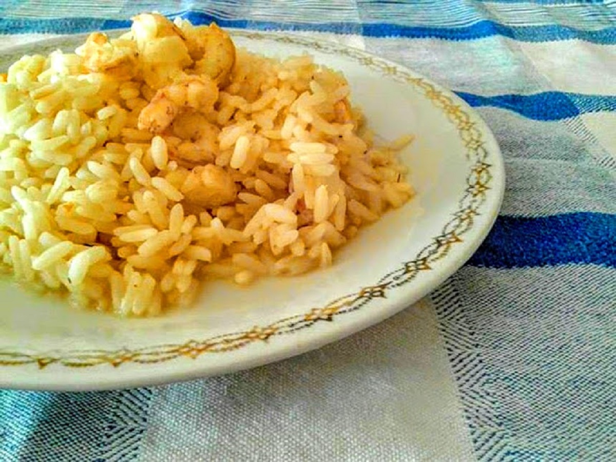 Rice with Zucchini and Shrimp Light Pressure Cooker