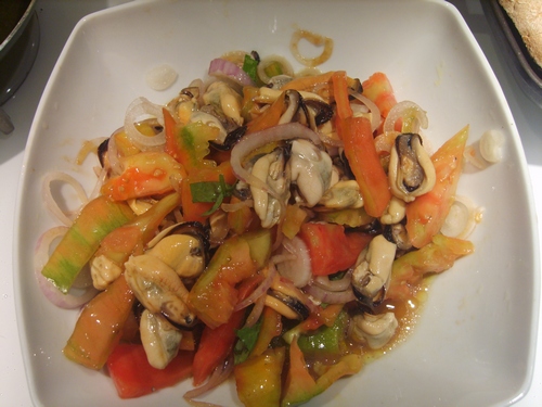 Mussel, Beefsteak Tomato, and Red Onion Salad