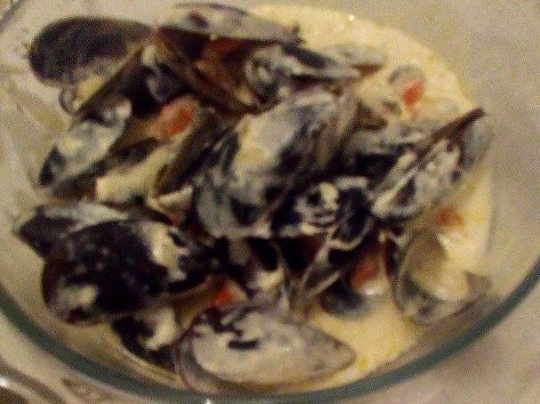 “From Belgium”: Belgian-Style Mussels