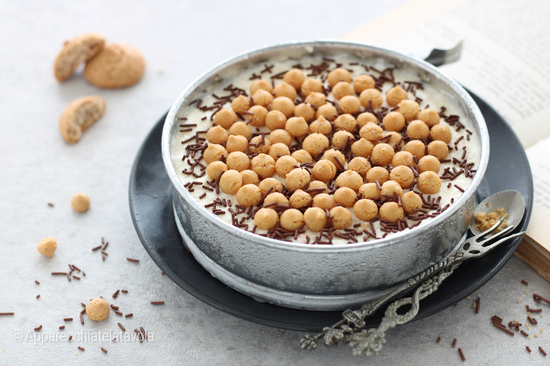 AMARETTI AND CREAM SEMIFREDDO