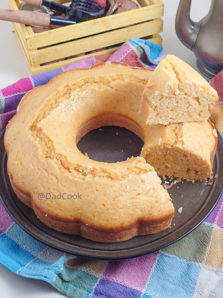 Classic Easy Carrot Cake Recipe: Make It with the Blender in 5 Minutes