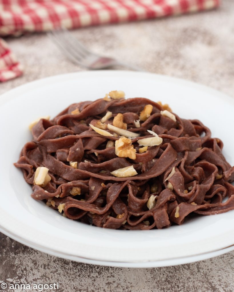 Cocoa Tagliatelle with Almonds and Walnuts