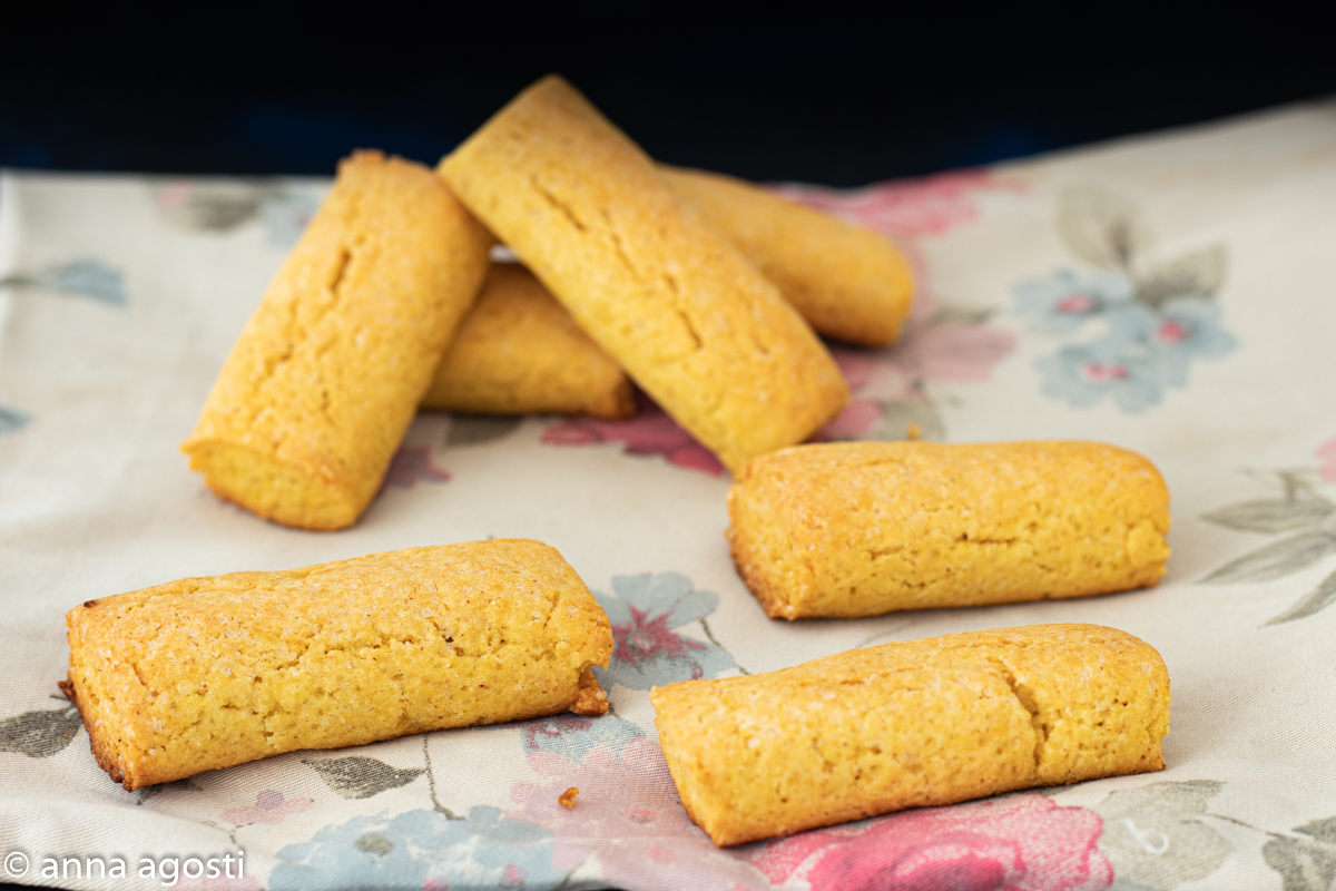 Gluten-Free Soaking Cookies with Corn Flour