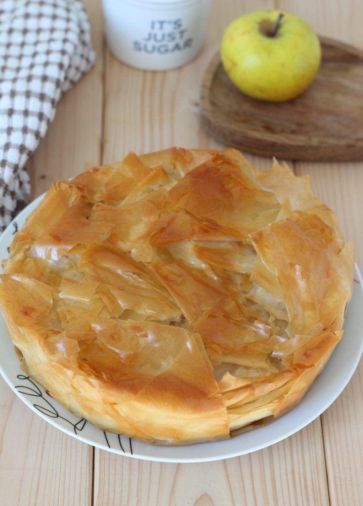 phyllo dough apple and cinnamon cake