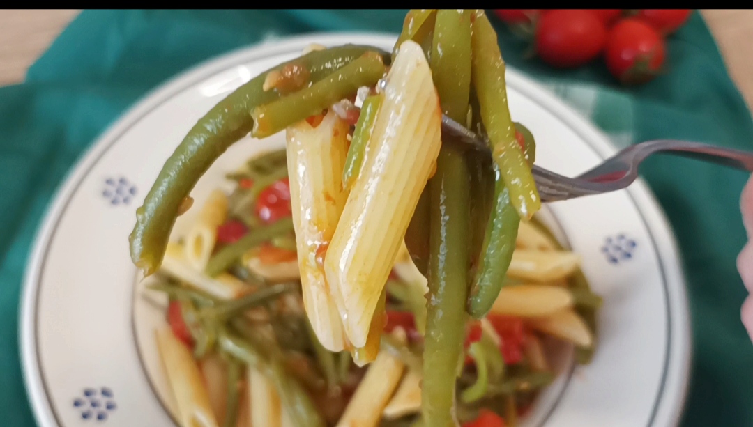 Pasta with Green Beans Pugliese Style