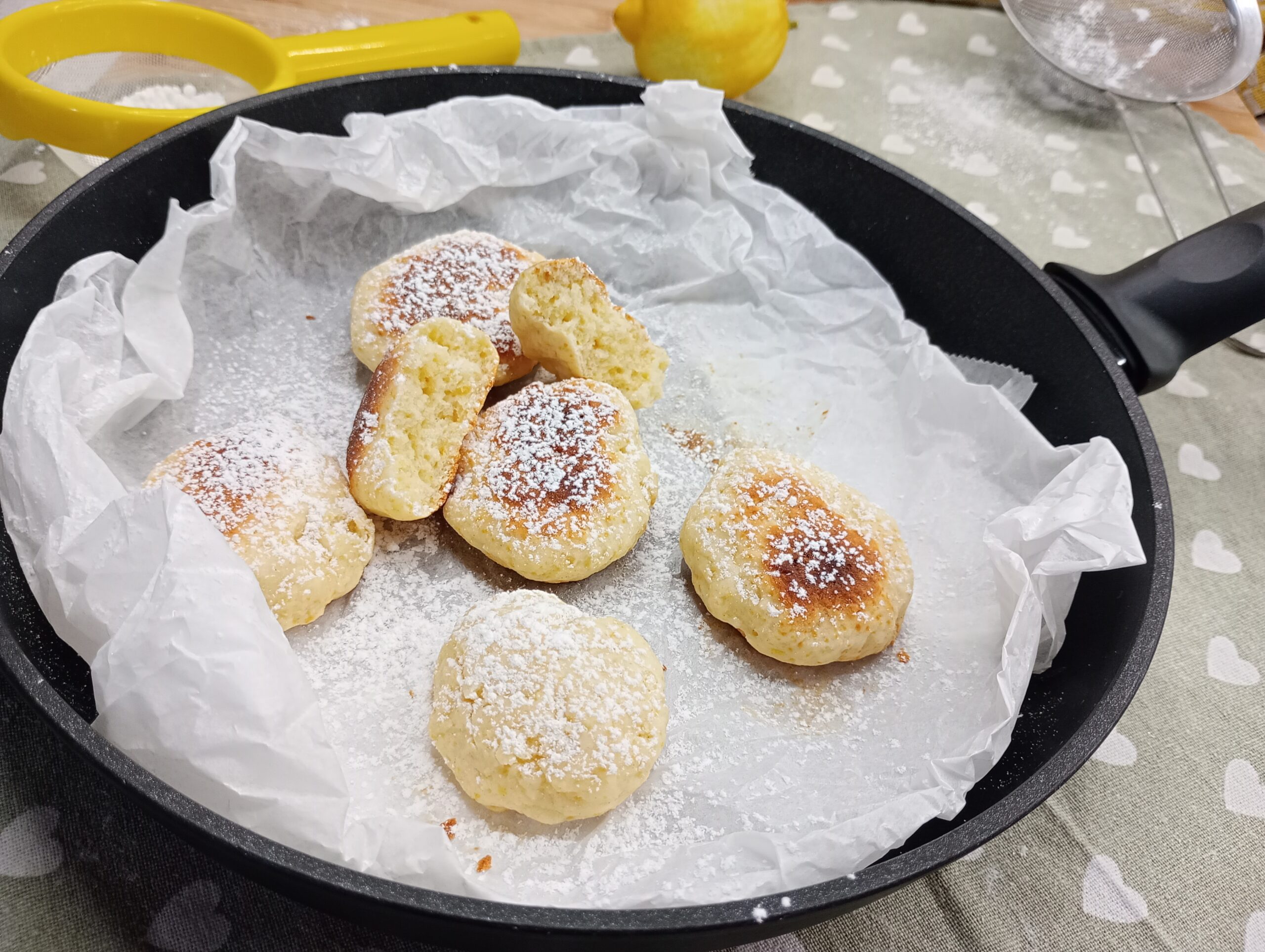 Ricotta and Lemon Cookies in a Pan
