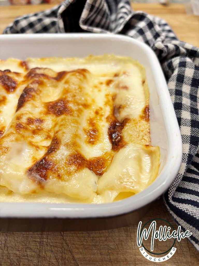baked white cannelloni