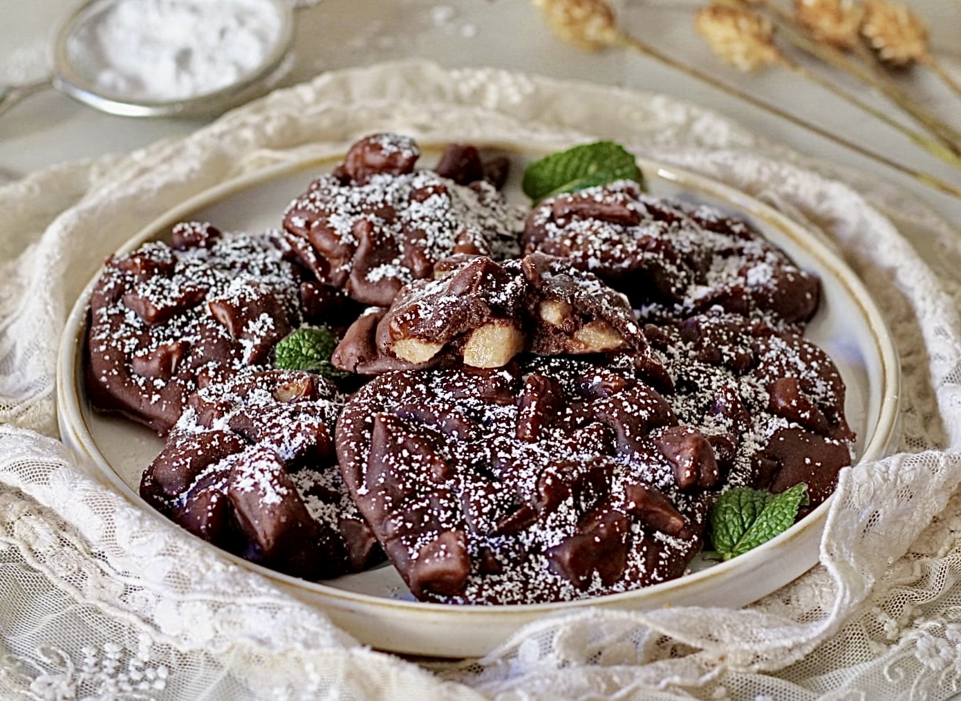 Baked Pear and Chocolate Fritters, light and tasty.