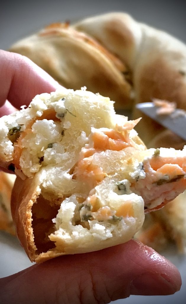 Christmas savory wreath with salmon