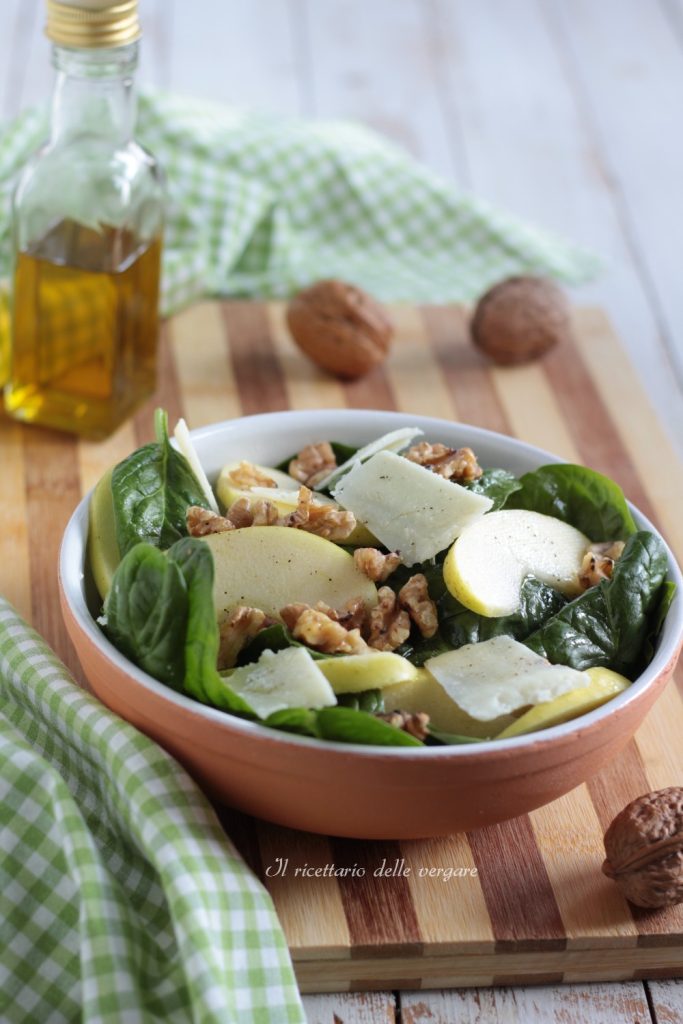 Spinach, Apple, and Walnut Salad