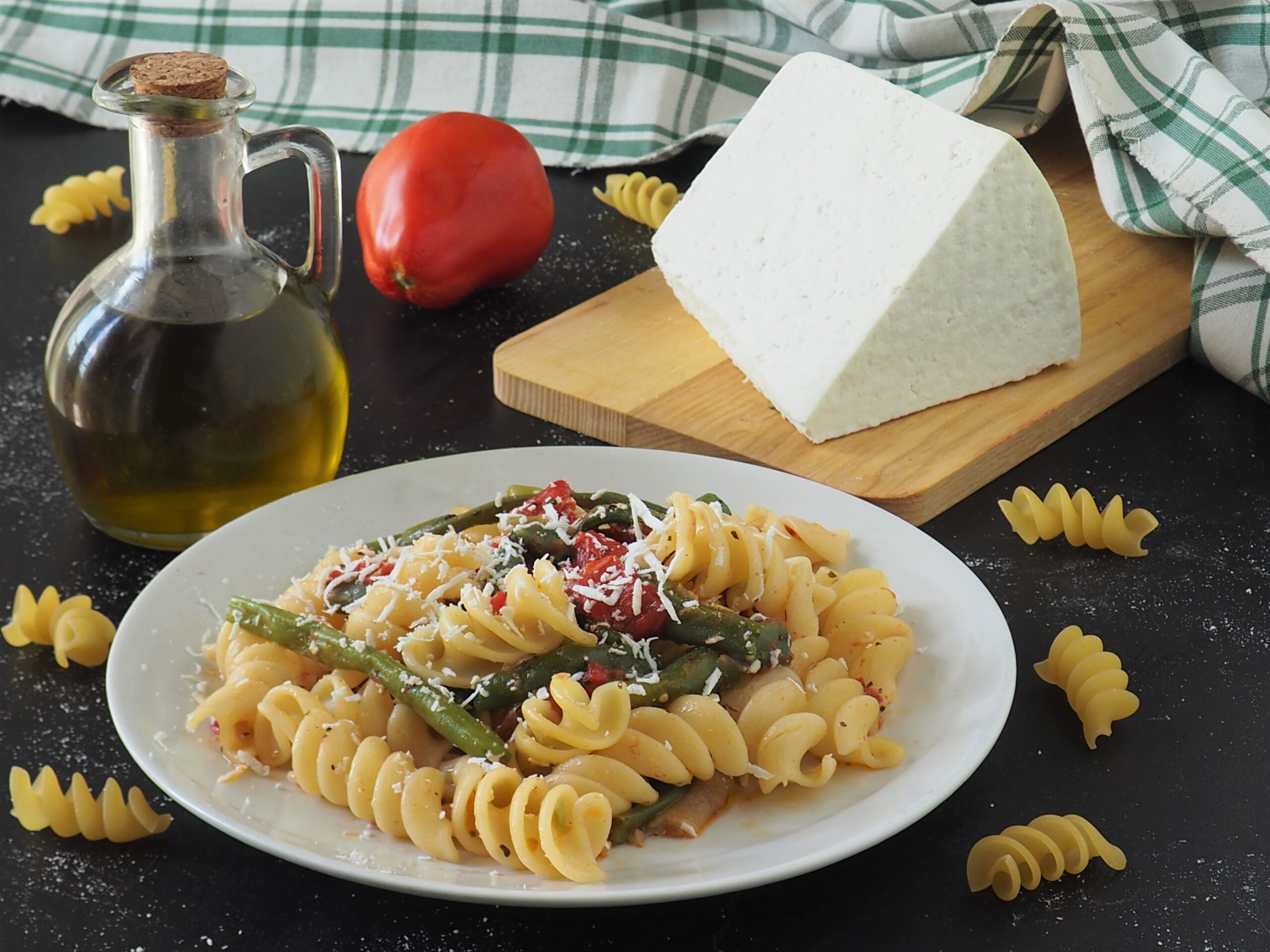 Pasta with Tomatoes, Green Beans, and Salted Ricotta