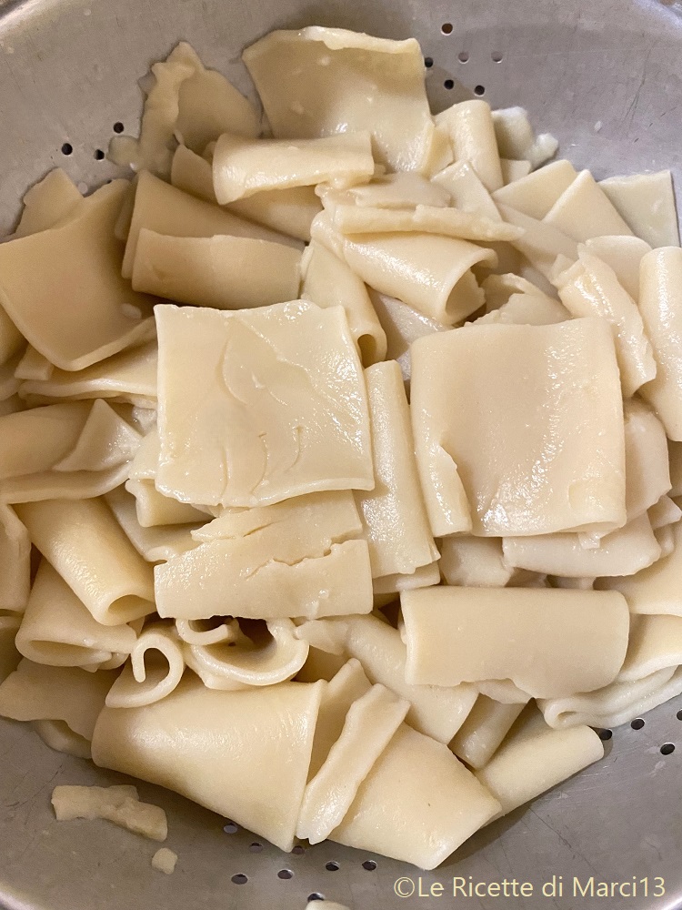 Pasta Pie with Walnuts, Chocolate