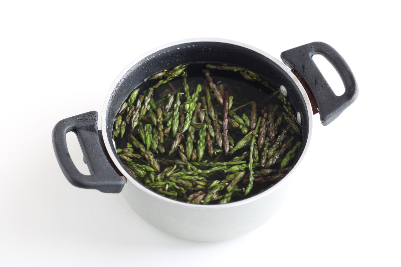 cooking asparagus