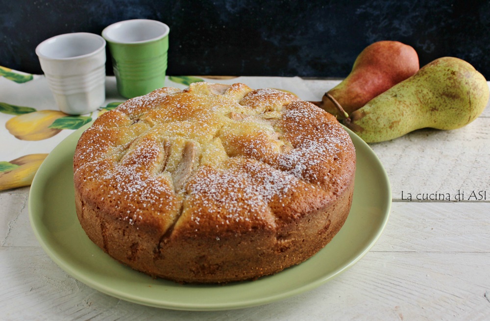 Pear and Mascarpone Cake