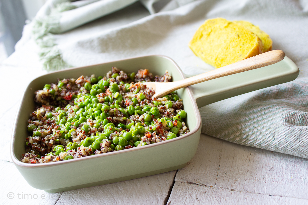 Quinoa one-pot dish with peas and vegetables