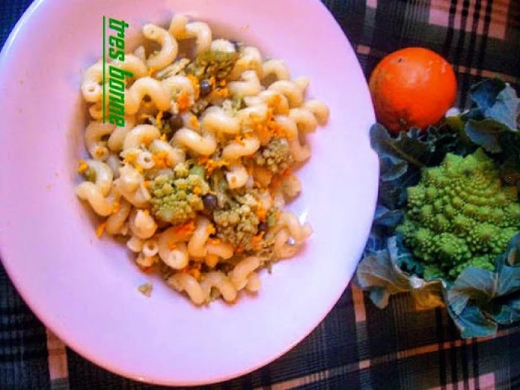 Pasta and Romanesco Broccoli with Orange
