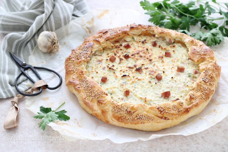SAVORY RICOTTA AND HAM PIE