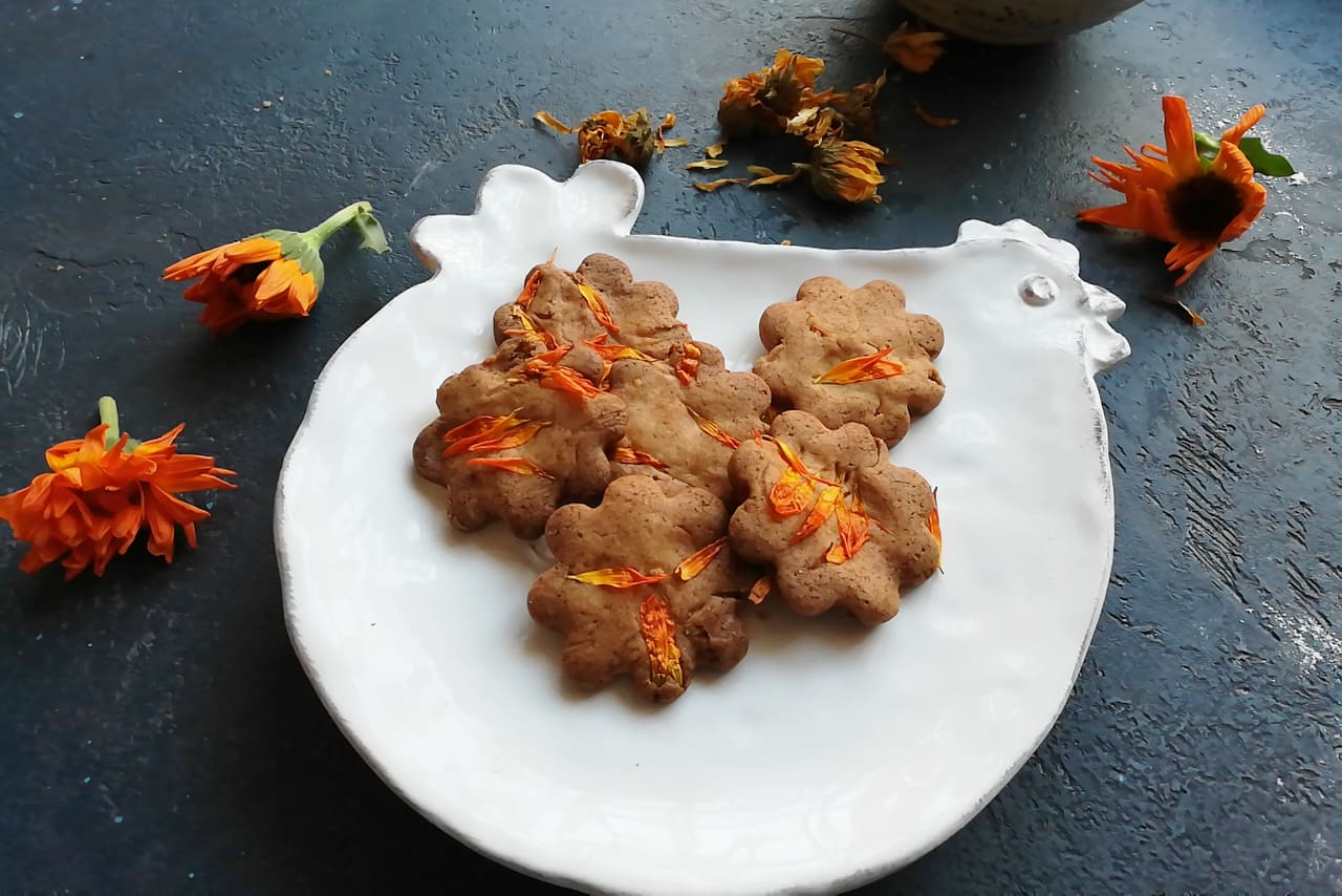 Simple Marigold Cookies