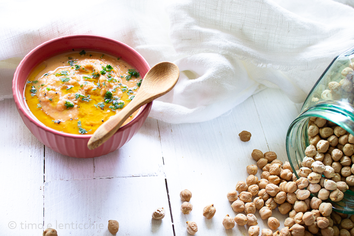 Simple Orange Hummus