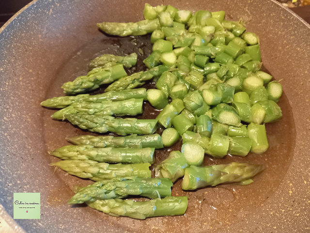asparagus cooked in pan for rice