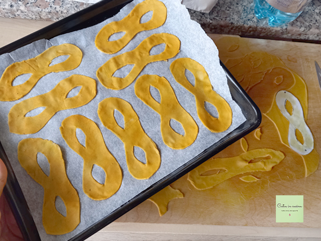 carnival crackers - to be baked