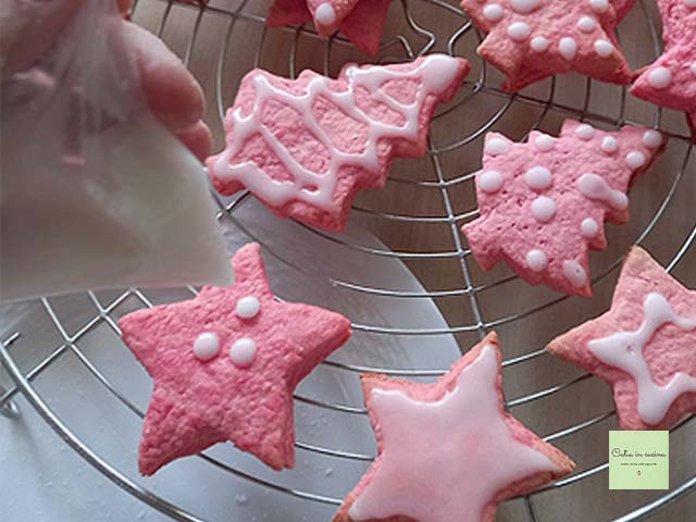 decoration with water glaze