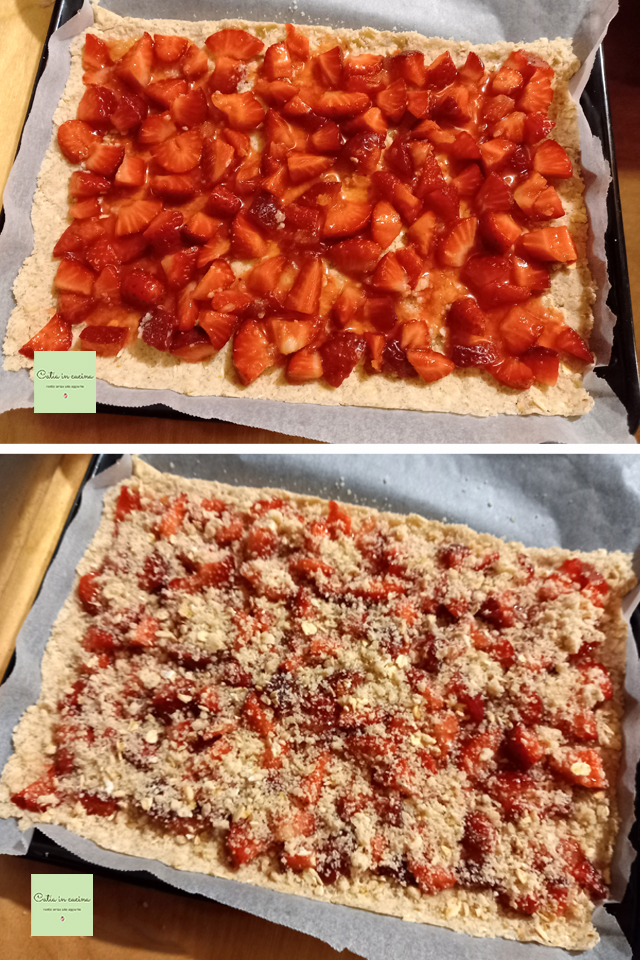 crumble with strawberries to bake