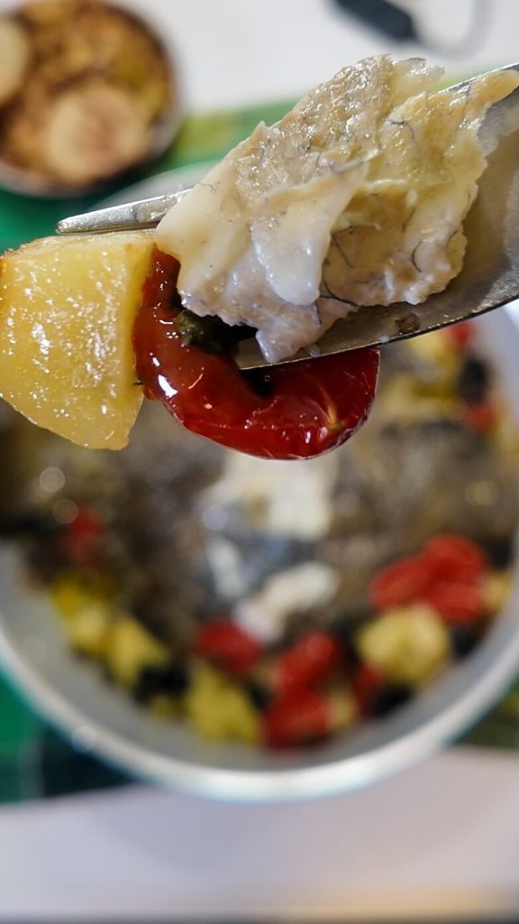 BAKED TURBOT WITH POTATOES: The Classic and Perfect Recipe for a Tasty and Easy Fish Main Course