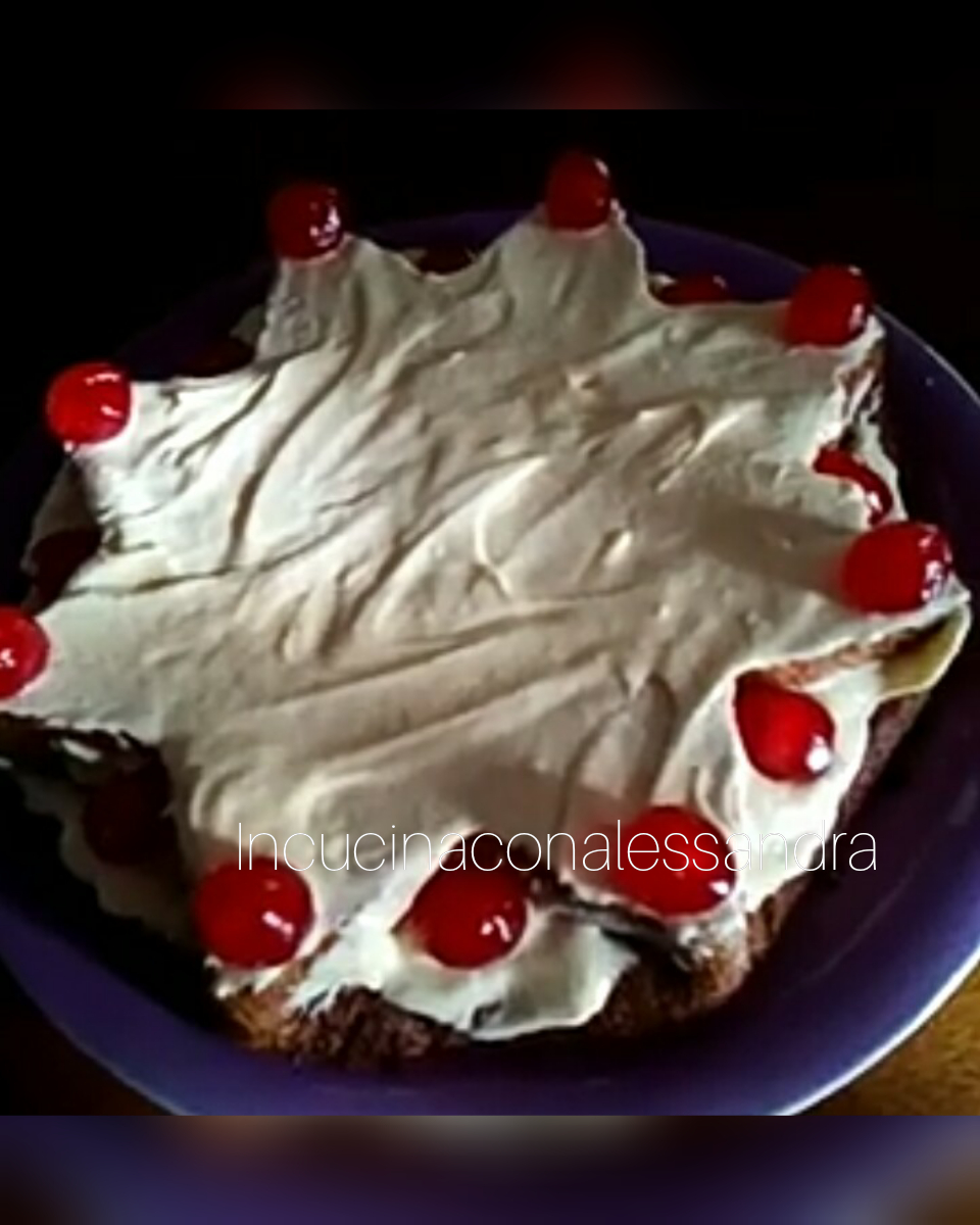 Christmas Star with Mascarpone and Cream