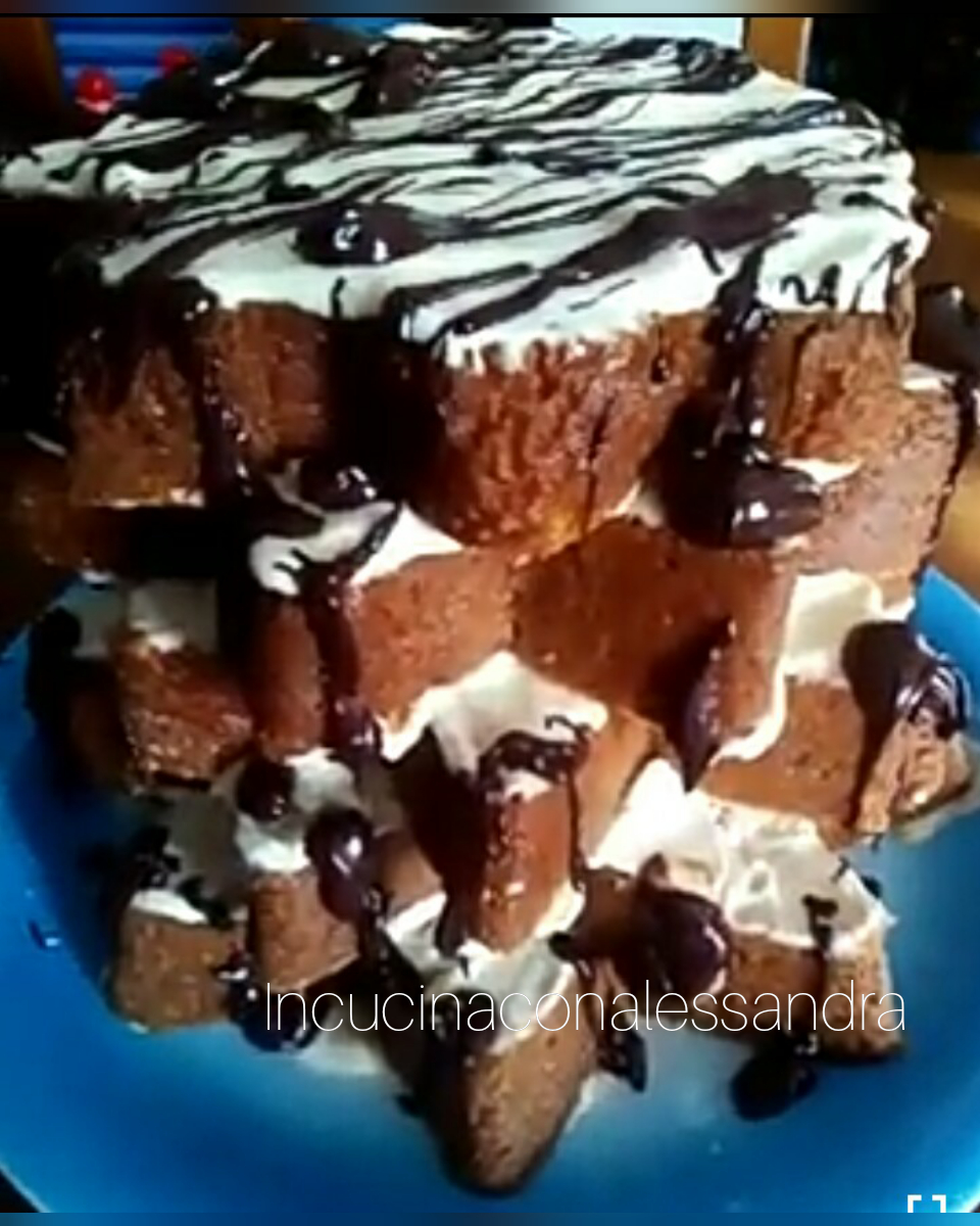 Christmas Tree Pandoro with Mascarpone Cream